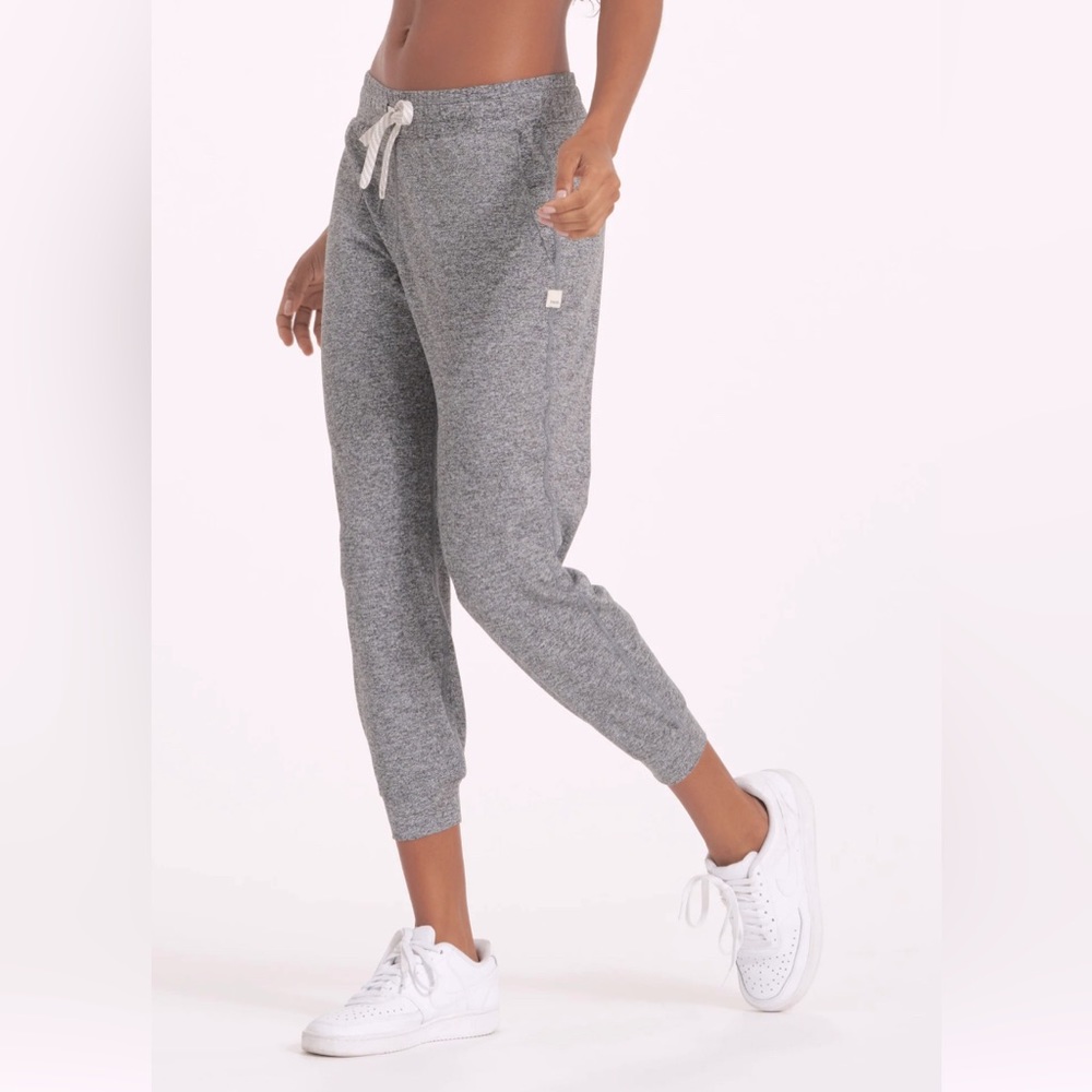 Vuori Performance Joggers